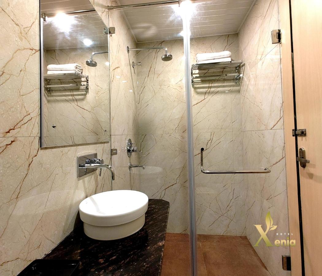 Hotel Xenia Waranasi Zewnętrze zdjęcie
